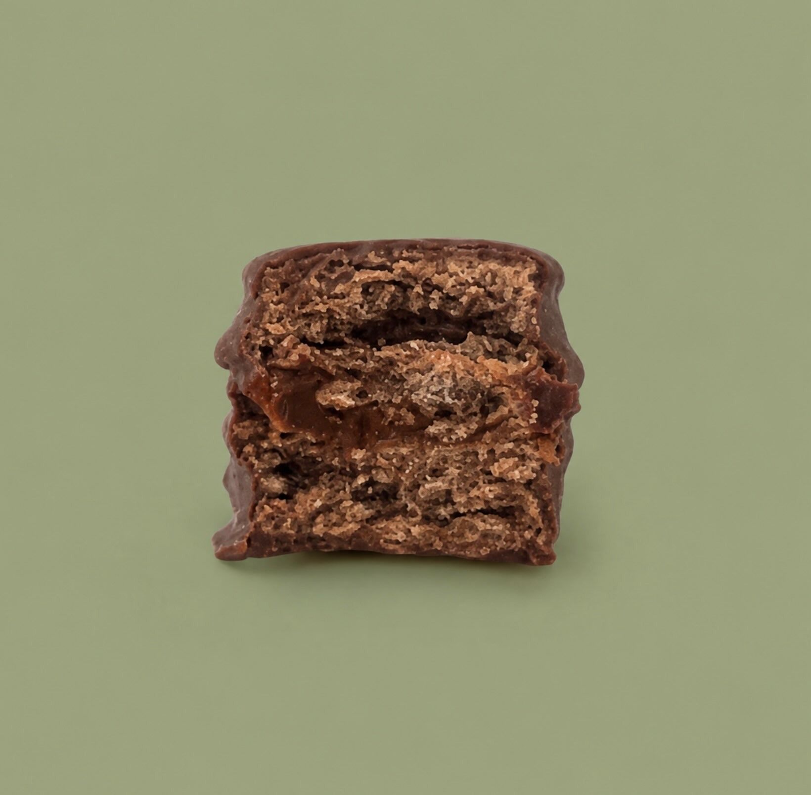 Alfajor cortado al medio